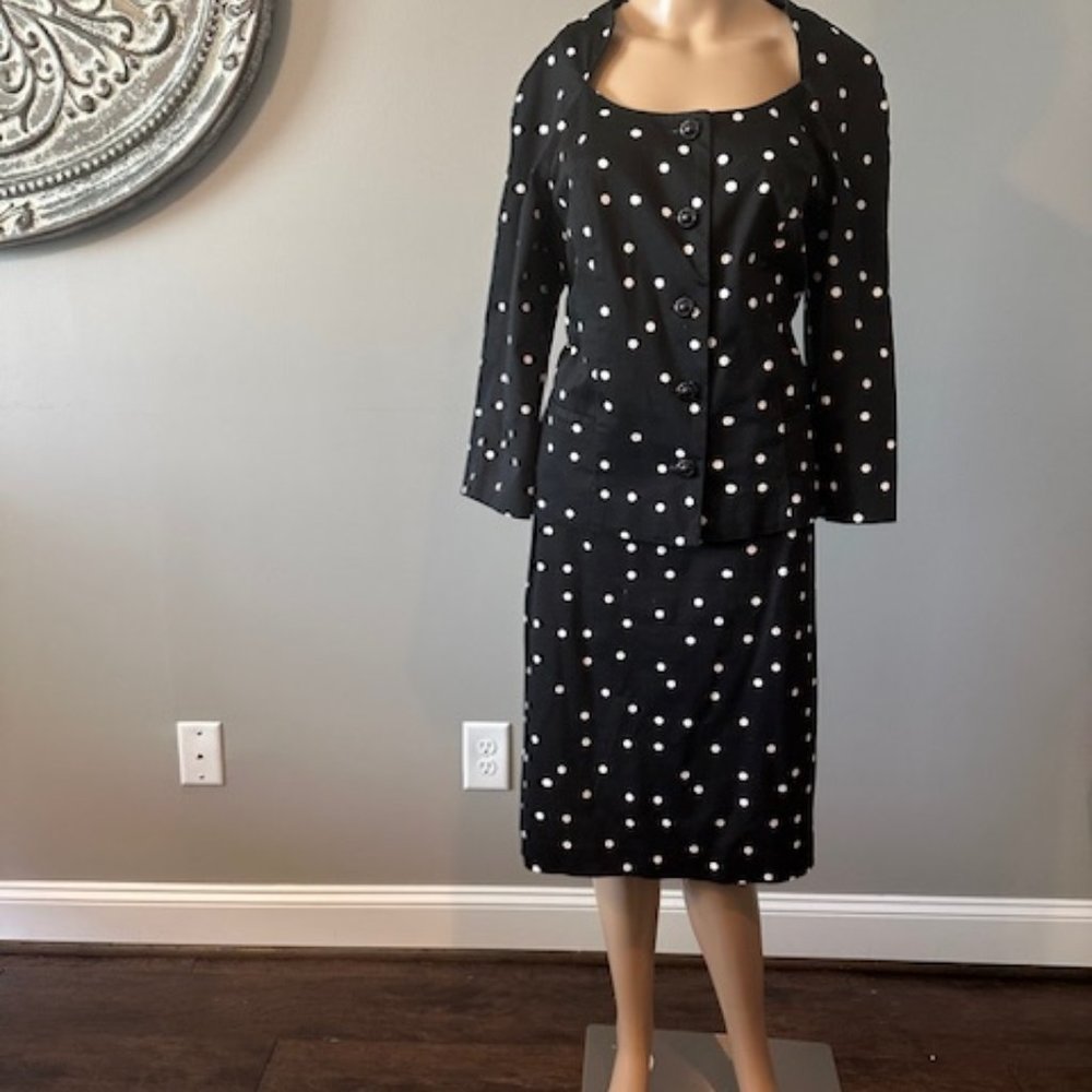 MONROE AND MAIN BLACK AND WHITE POLKA DOT 2PC SKIRT SUIT - SIZE 12